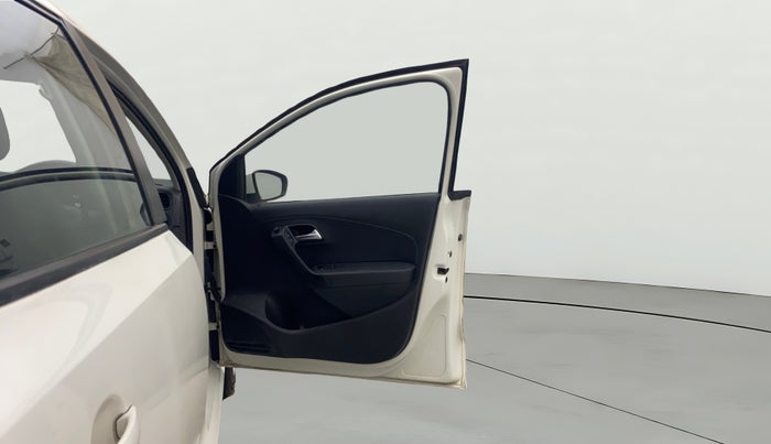 2018 Volkswagen Polo COMFORTLINE 1.0L MPI, Petrol, Manual, 78,133 km, RHS Front Door