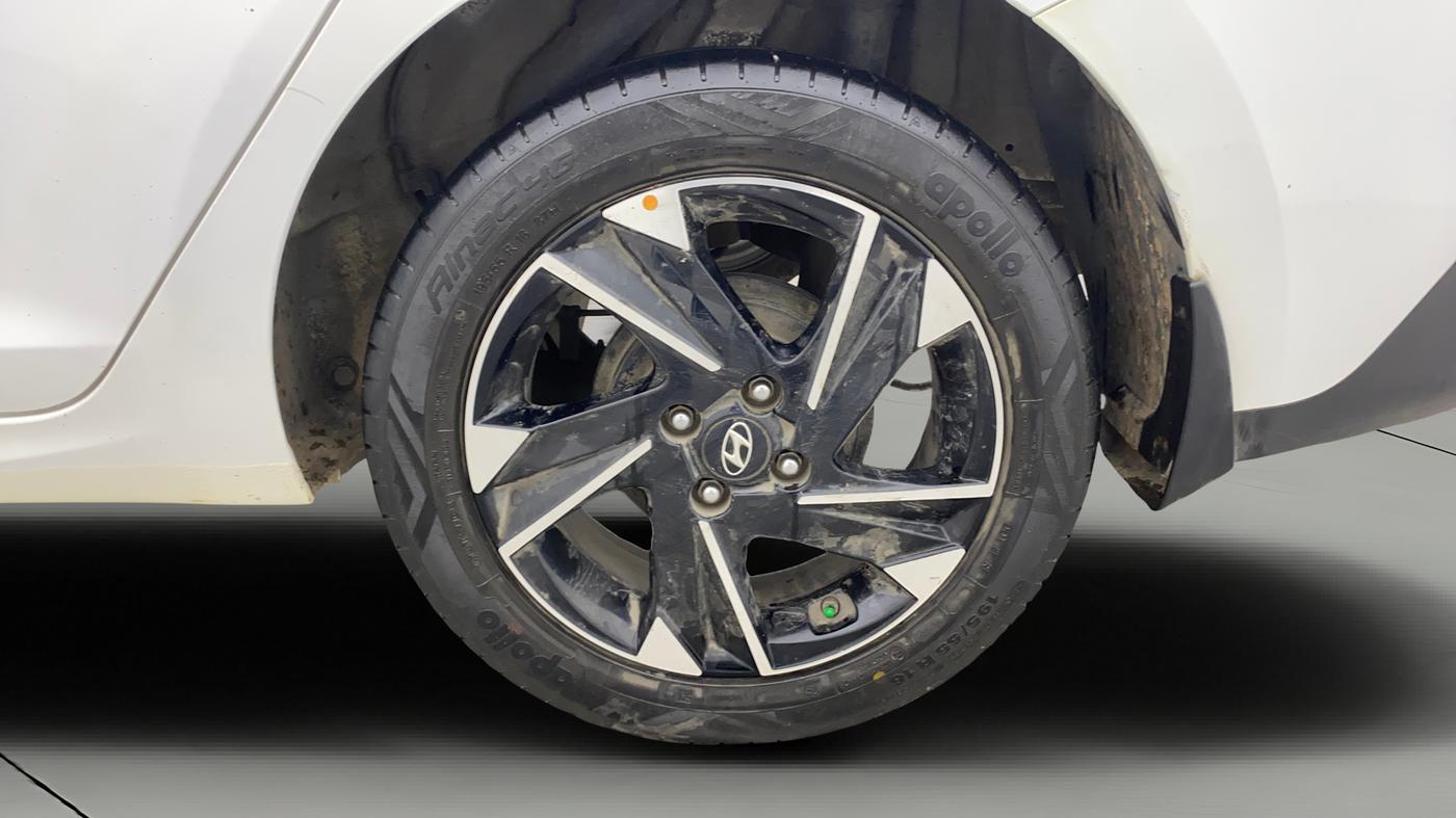 2021 Hyundai Verna SX (O) 1.5 CRDI, Diesel, Manual, 79,788 km, Left Rear Wheel