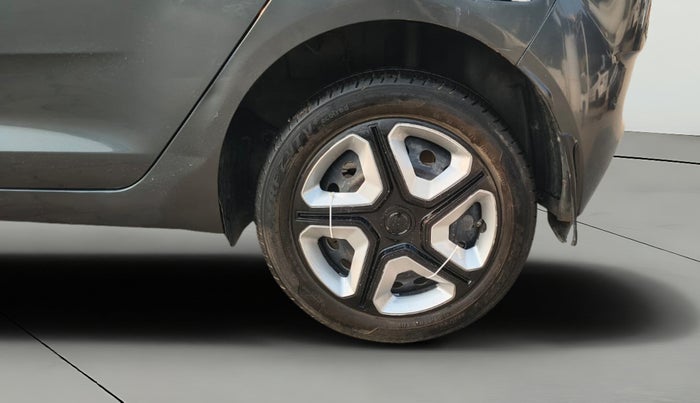 2022 Tata ALTROZ XT PETROL, Petrol, Manual, 1,01,013 km, Left Rear Wheel