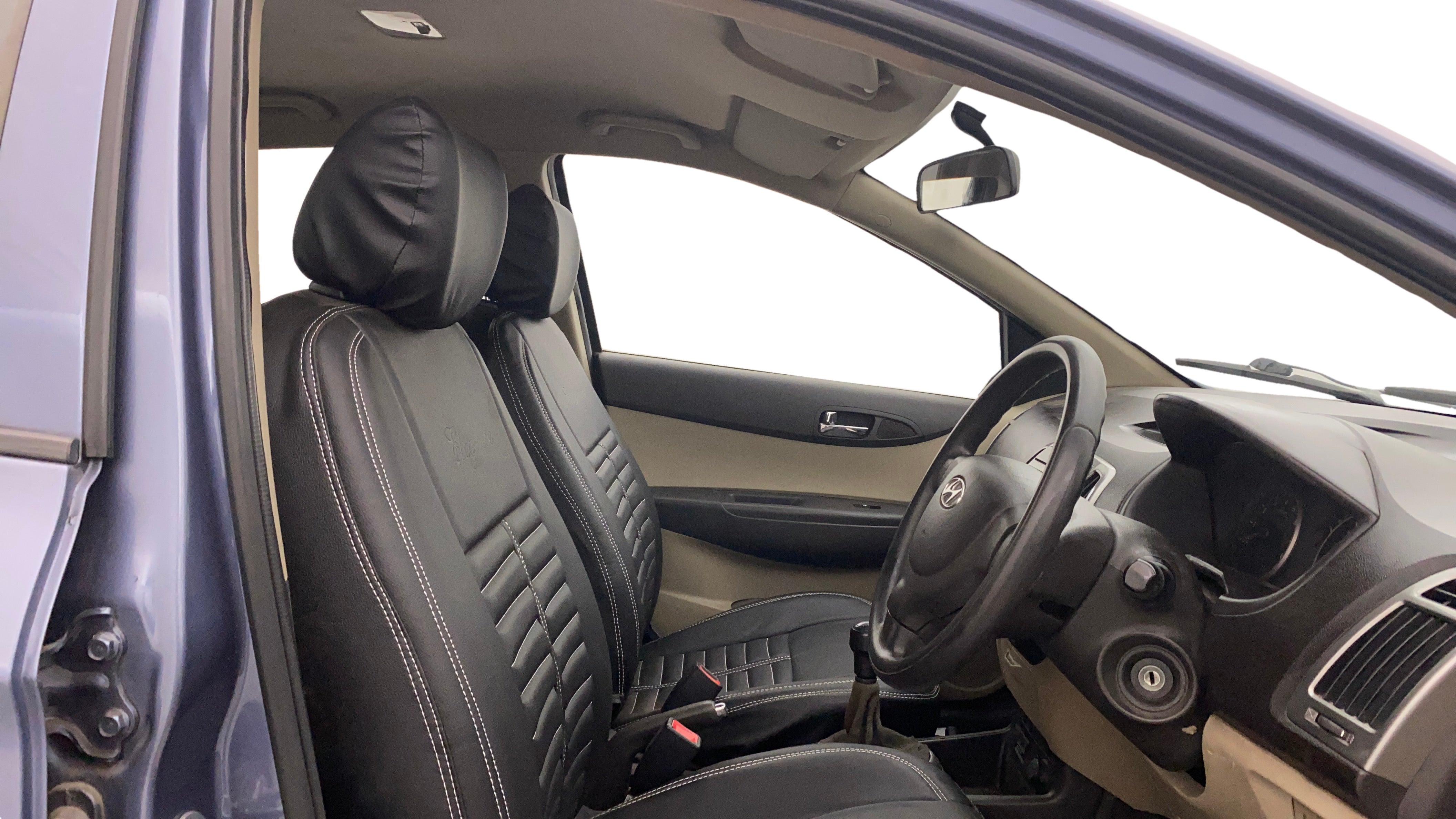 camera-Right-Side-Front-Door-Cabin