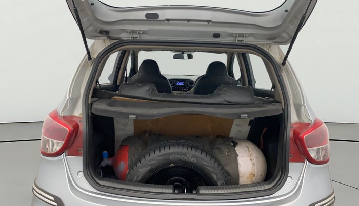 2018 Hyundai Grand i10 MAGNA 1.2 KAPPA VTVT, CNG, Manual, 94,898 km, Boot Open Zoomed View