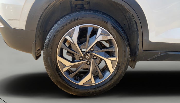 2022 Hyundai Creta SX (O) 1.4 TURBO DCT, Petrol, Automatic, 62,695 km, Right Rear Wheel