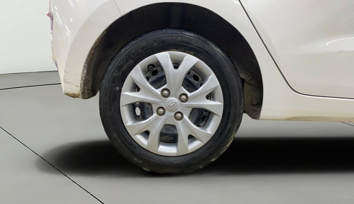 2016 Hyundai Grand i10 MAGNA 1.2 KAPPA VTVT, Petrol, Manual, 68,734 km, Right Rear Wheel