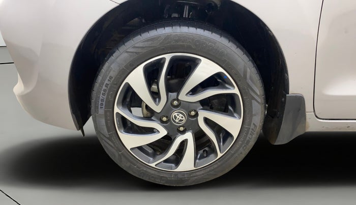 2021 Toyota Glanza G, Petrol, Manual, 29,247 km, Left Front Wheel