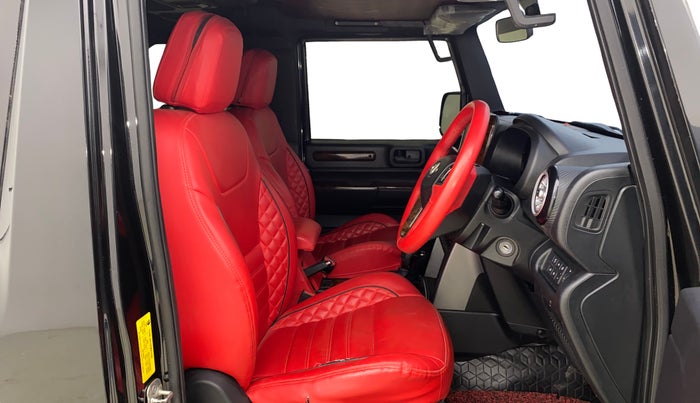 2022 Mahindra Thar LX PETROL HT 4WD AT, Petrol, Automatic, 41,933 km, Right Side Front Door Cabin