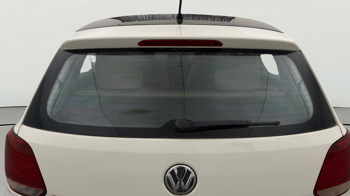 2014 Volkswagen Polo COMFORTLINE 1.2L, Diesel, Manual, 1,15,208 km, Rear Windshield