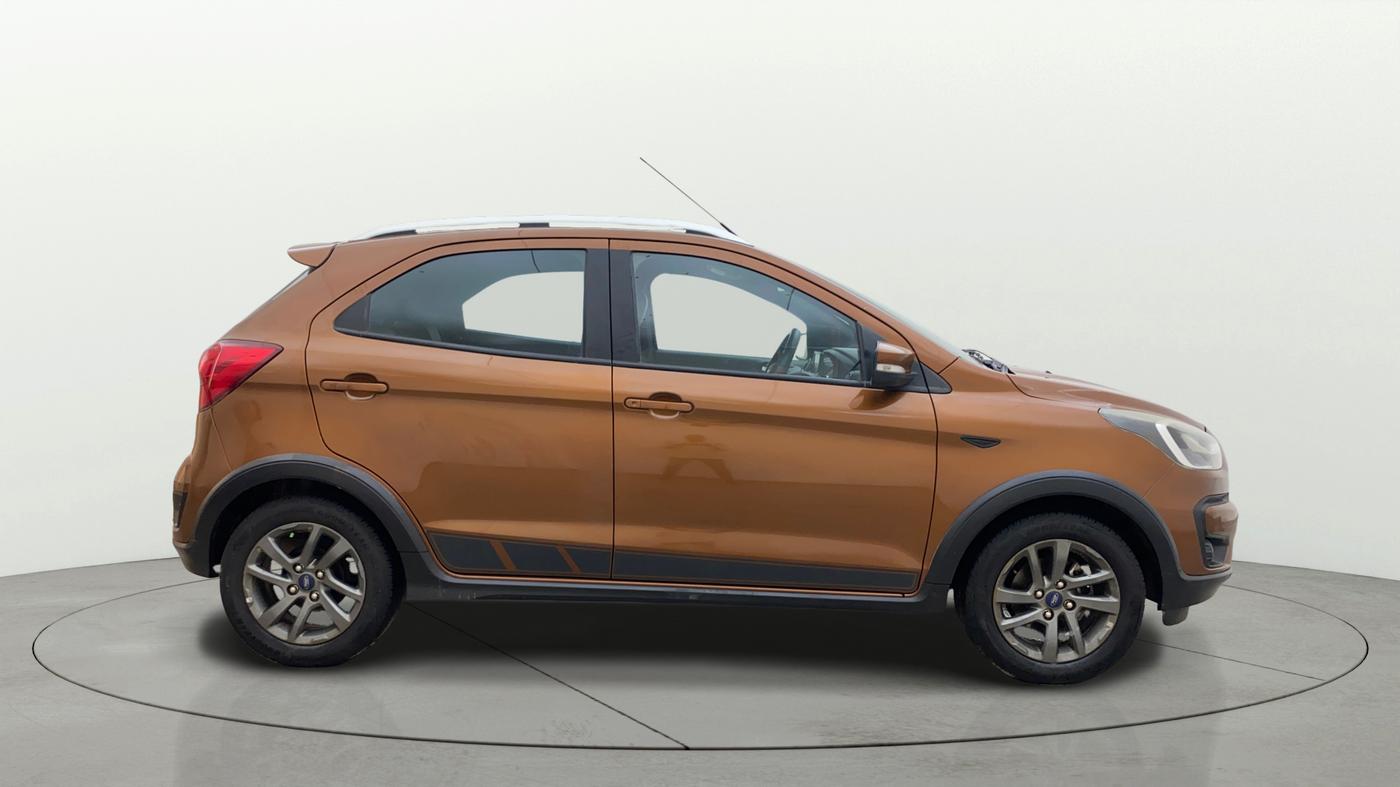 2019 Ford FREESTYLE TITANIUM 1.2 PETROL, Petrol, Manual, 48,782 km, Right Side View