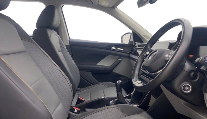 2023 Skoda KUSHAQ STYLE 1.0L TSI MT, Petrol, Manual, 37,039 km, Right Side Front Door Cabin