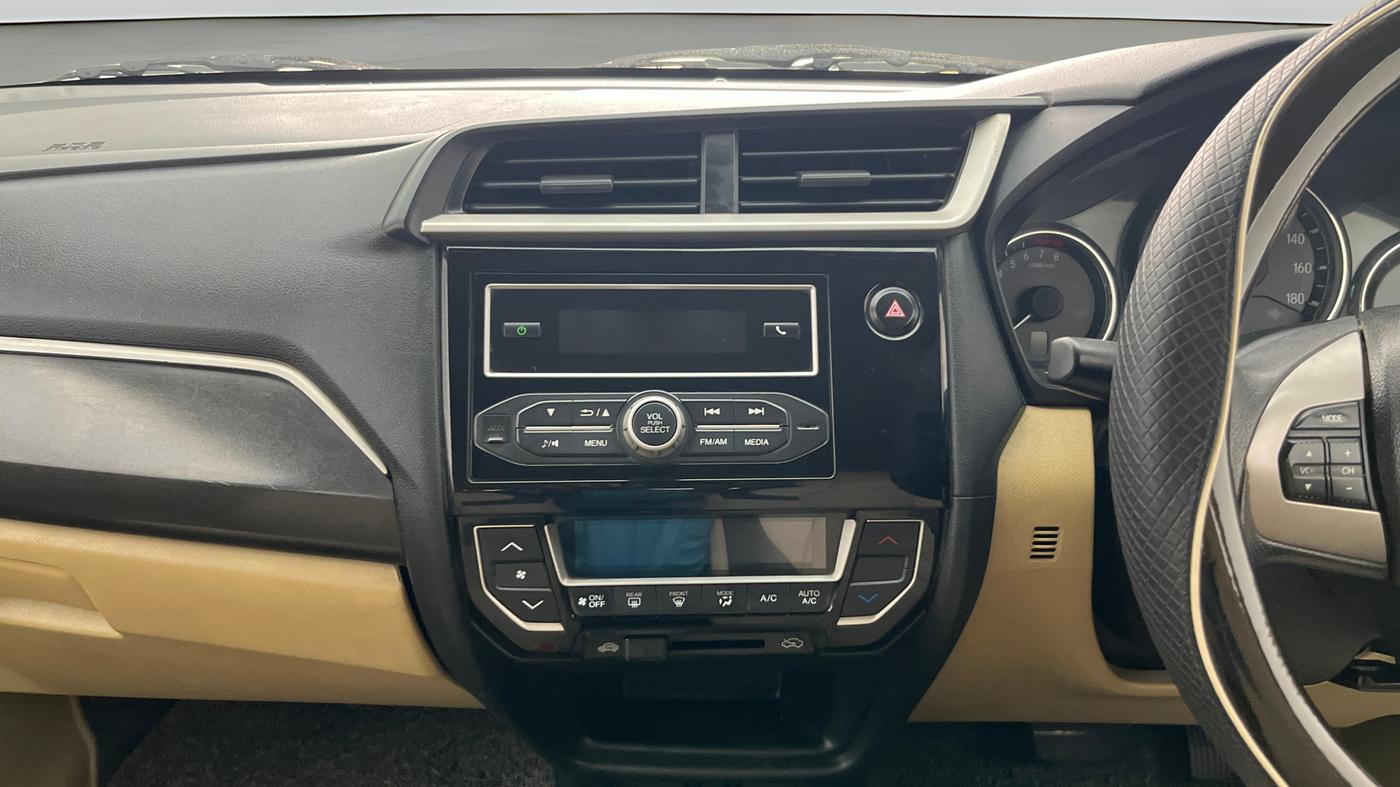 2016 Honda Amaze 1.2L I-VTEC VX AT, Petrol, Automatic, 1,34,808 km, Air Conditioner