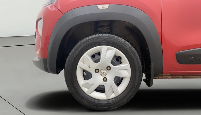 2022 Renault Kwid RXT 1.0 AMT, Petrol, Automatic, 44,209 km, Left Front Wheel