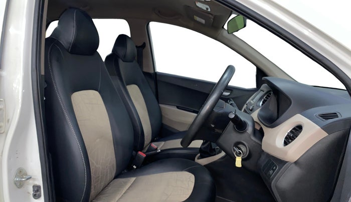 2017 Hyundai Grand i10 SPORTZ 1.2 KAPPA VTVT, Petrol, Manual, 17,933 km, Right Side Front Door Cabin
