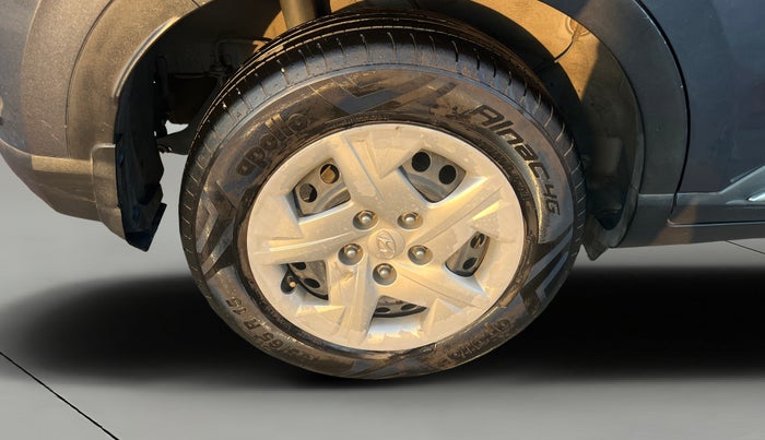 2022 Hyundai VENUE S(O) 1.2, Petrol, Manual, 1,31,745 km, Right Rear Wheel