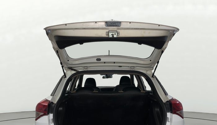 2017 Hyundai Elite i20 ASTA 1.2, Petrol, Manual, 74,148 km, Boot Door Open