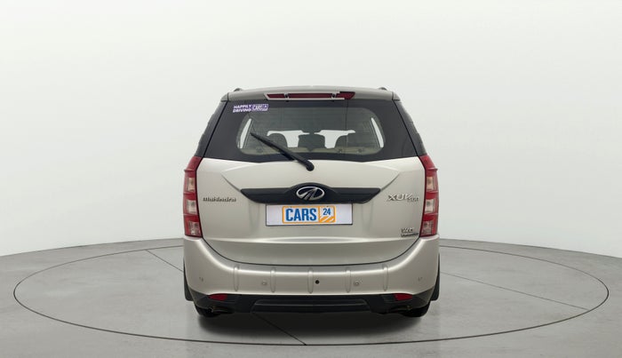 2017 Mahindra XUV500 W6 AT, Diesel, Automatic, 1,01,564 km, Back/Rear