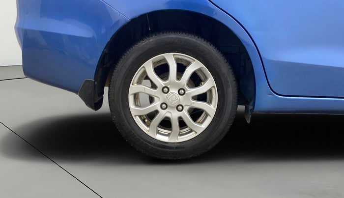 2015 Honda Amaze 1.2L I-VTEC VX, Petrol, Manual, 83,389 km, Right Rear Wheel