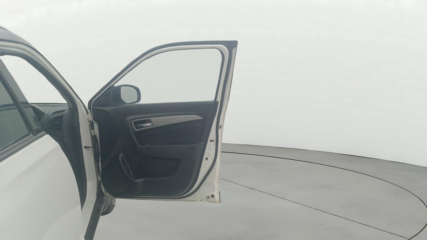 2018 Maruti Vitara Brezza ZDI PLUS AMT, Diesel, Automatic, 43,619 km, RHS Front Door