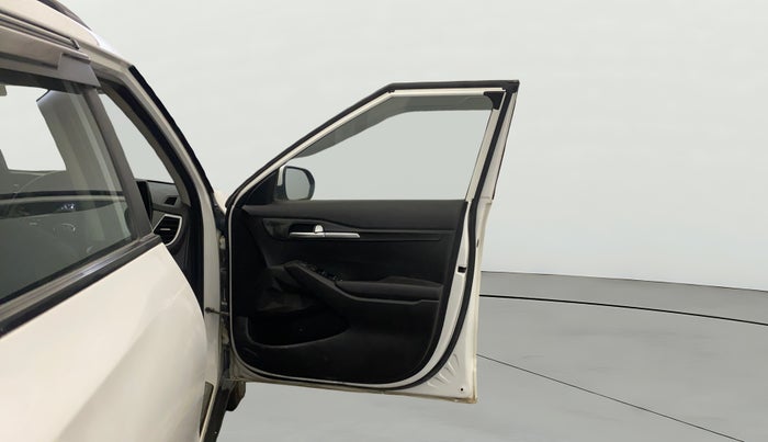 2021 KIA SELTOS HTK 1.5 PETROL, Petrol, Manual, 66,115 km, RHS Front Door