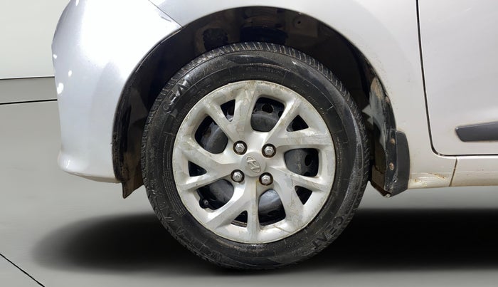 2017 Hyundai Grand i10 SPORTZ (O) 1.2 KAPPA VTVT, Petrol, Manual, 41,925 km, Left Front Wheel