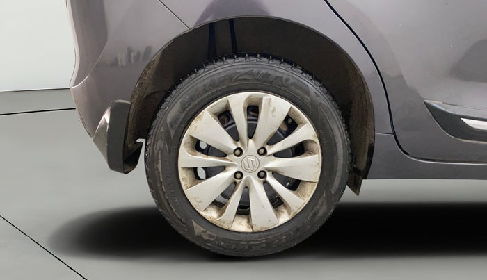 2018 Maruti Baleno DELTA PETROL 1.2, Petrol, Manual, 55,673 km, Right Rear Wheel