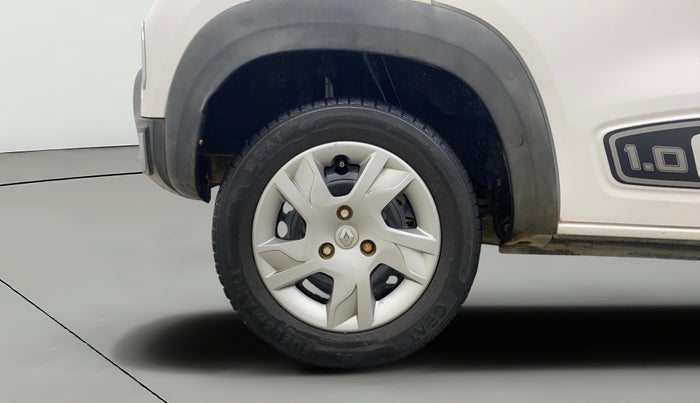 2019 Renault Kwid RXT 1.0 AMT (O), Petrol, Automatic, 40,413 km, Right Rear Wheel