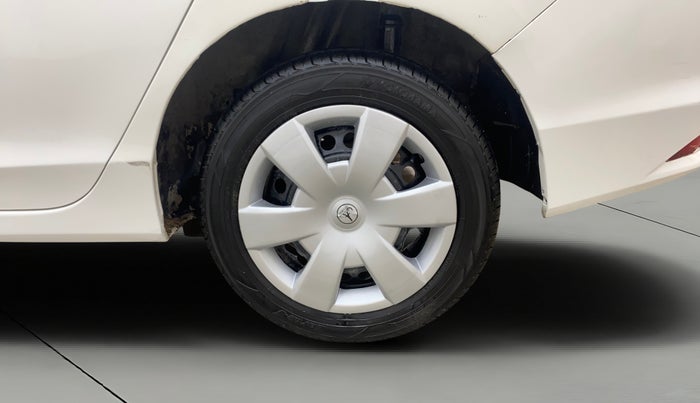 2014 Honda City 1.5L I-VTEC S MT, Petrol, Manual, 1,27,416 km, Left Rear Wheel