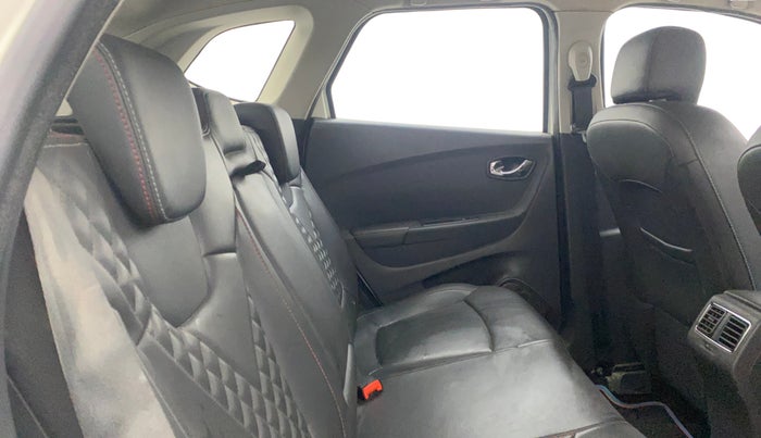 2019 Renault Captur PLATINE DIESEL , Diesel, Manual, 63,970 km, Right Side Rear Door Cabin