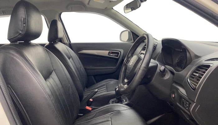 2019 Maruti Vitara Brezza ZDI PLUS AMT, Diesel, Automatic, 84,358 km, Right Side Front Door Cabin