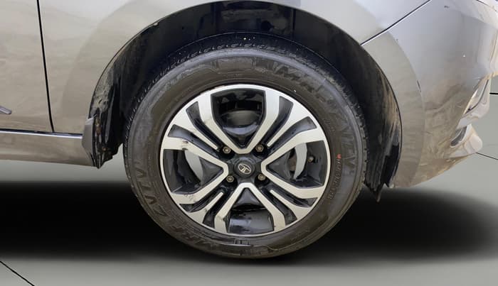 2024 Tata TIGOR XZ CNG, CNG, Manual, 23,892 km, Right Front Wheel