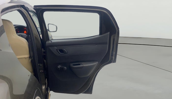 2017 Renault Kwid RXT 1.0 AMT, Petrol, Automatic, 29,536 km, RHS Rear Door