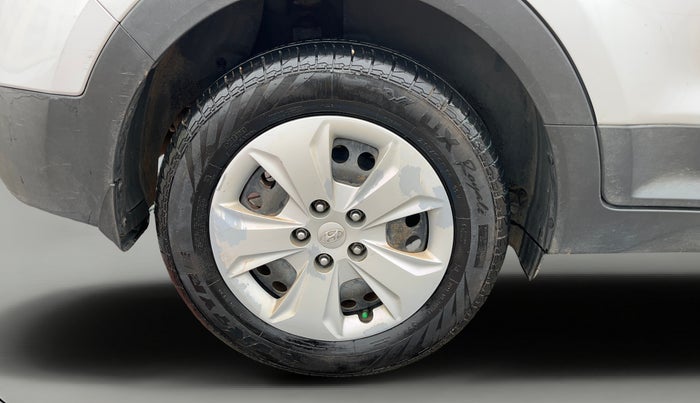2018 Hyundai Creta E PLUS 1.6 PETROL, Petrol, Manual, 1,43,132 km, Right Rear Wheel