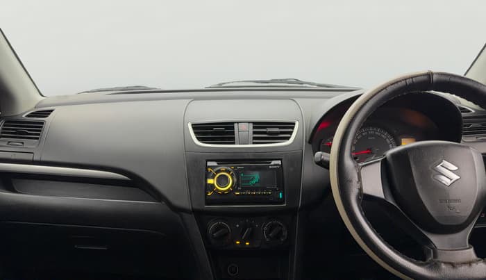 2017 Maruti Swift LXI (O), Petrol, Manual, 64,615 km, Air Conditioner