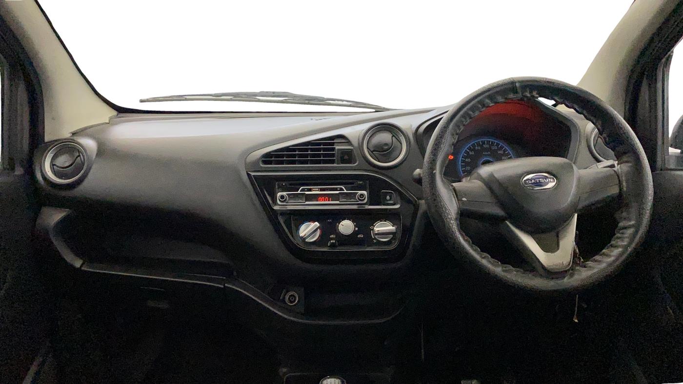 2017 Datsun Redi Go T (O), Petrol, Manual, 55,446 km, Dashboard