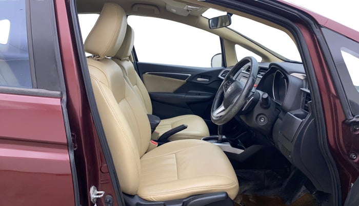 2015 Honda Jazz 1.2L I-VTEC V AT, Petrol, Automatic, 1,03,960 km, Right Side Front Door Cabin