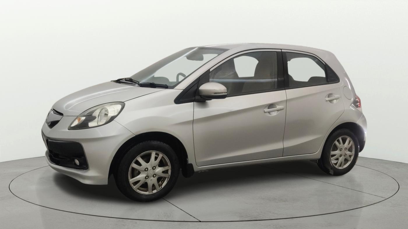 2015 Honda Brio VX AT, Petrol, Automatic, 1,06,401 km, Left Front Diagonal