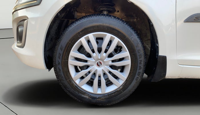 2015 Maruti Swift VXI, Petrol, Manual, 47,998 km, Left Front Wheel