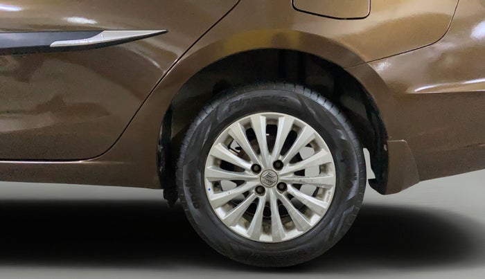 2016 Maruti Ciaz ZXI, Petrol, Manual, 70,565 km, Left Rear Wheel
