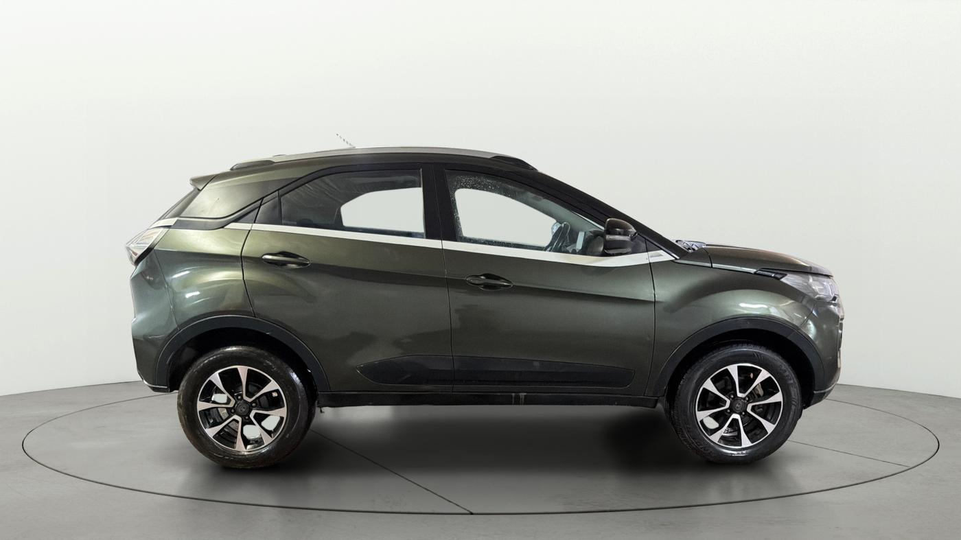 2021 Tata NEXON XZA PLUS SUNROOF PETROL, Petrol, Automatic, 73,686 km, Right Side View