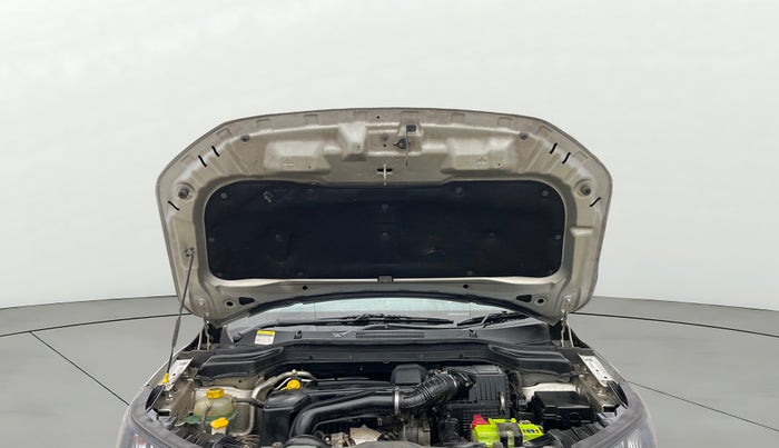 2020 Mahindra XUV300 W6 1.5 DIESEL, Diesel, Manual, 50,032 km, Open Bonet