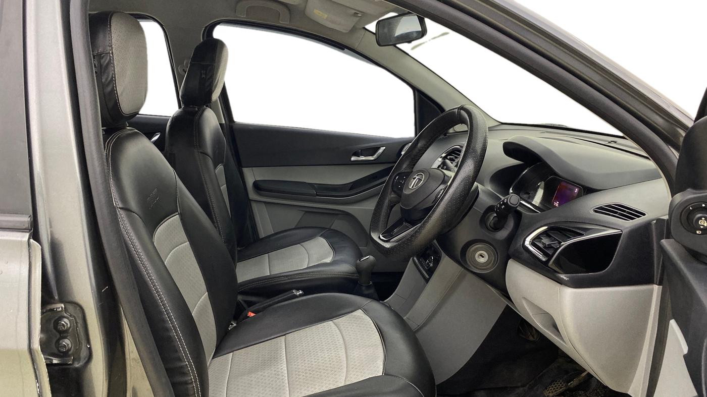 2020 Tata Tiago XZ PLUS PETROL, Petrol, Manual, 76,796 km, Right Side Front Door Cabin