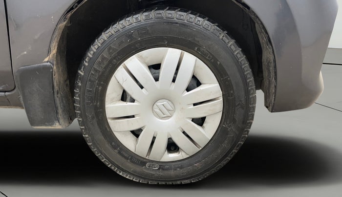 2017 Maruti Alto 800 VXI, Petrol, Manual, 59,443 km, Right Front Wheel