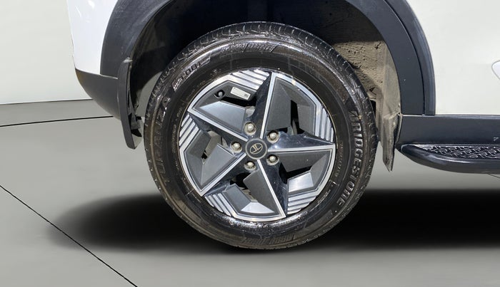 2023 Tata NEXON CREATIVE+ DCA 1.2 PETROL, Petrol, Automatic, 8,456 km, Right Rear Wheel