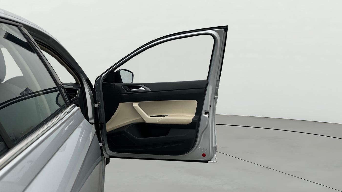 2023 Volkswagen VIRTUS GT PIUS 1.5 TSI, Petrol, Manual, 37,275 km, RHS Front Door