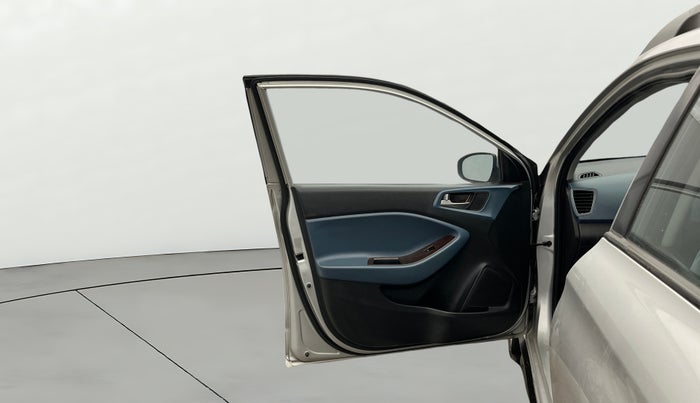 2015 Hyundai i20 Active 1.2 SX, Petrol, Manual, 92,820 km, LHS Front Door