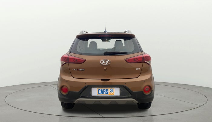 2016 Hyundai i20 Active 1.2 SX, Petrol, Manual, 1,01,527 km, Back/Rear