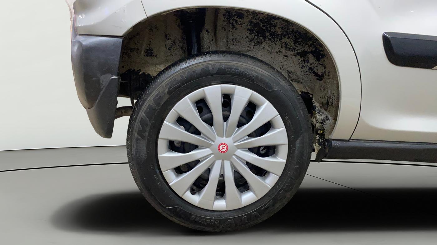 2022 Maruti S PRESSO VXI PLUS (O) AMT, Petrol, Automatic, 32,569 km, Right Rear Wheel