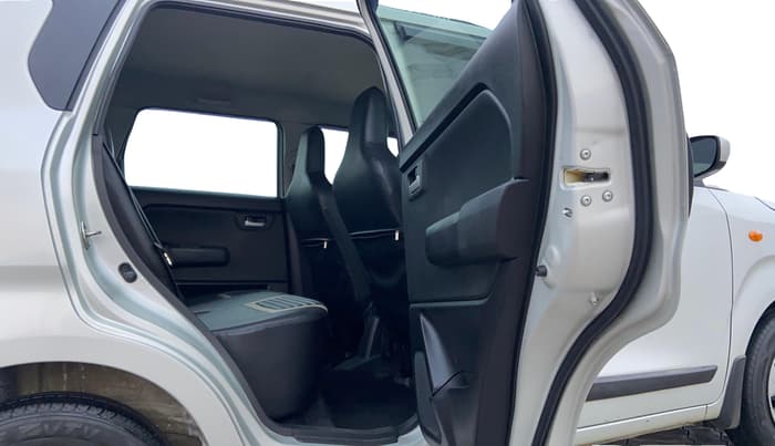 2020 Maruti New Wagon-R VXI 1.2 AMT, Petrol, Automatic, 54,105 km, Right Side Rear Door Cabin