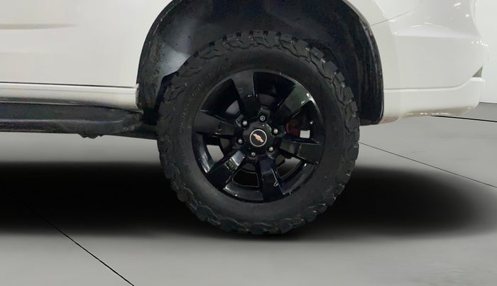 2016 Chevrolet Trailblazer LTZ AT, Diesel, Automatic, 95,549 km, Left Rear Wheel