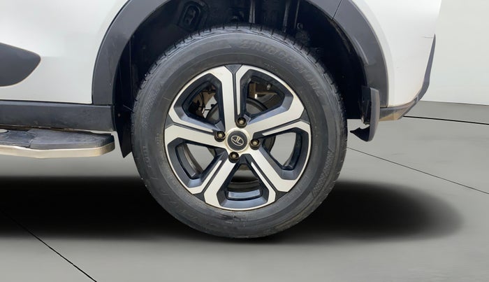 2022 Tata NEXON XZ PLUS (PREMIUM) PETROL, Petrol, Manual, 39,575 km, Left Rear Wheel