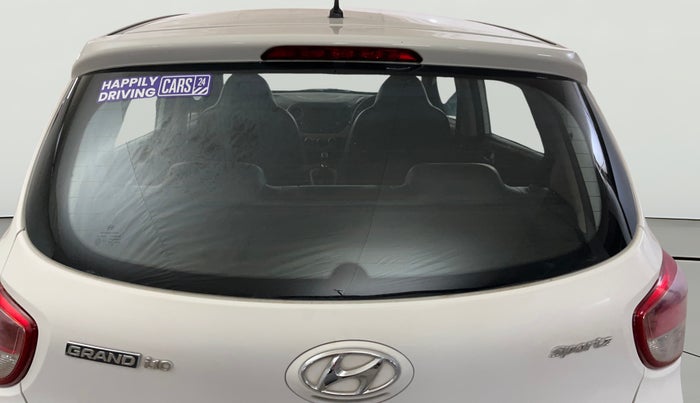 2017 Hyundai Grand i10 SPORTZ (O) 1.2 KAPPA VTVT, Petrol, Manual, 43,532 km, Rear Windshield