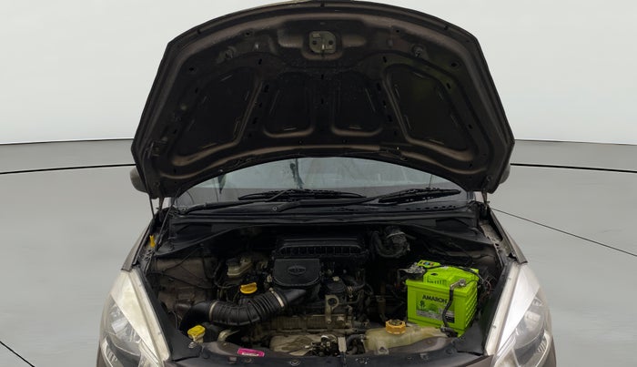 2018 Tata Tiago XE PETROL, Petrol, Manual, 83,277 km, Open Bonet